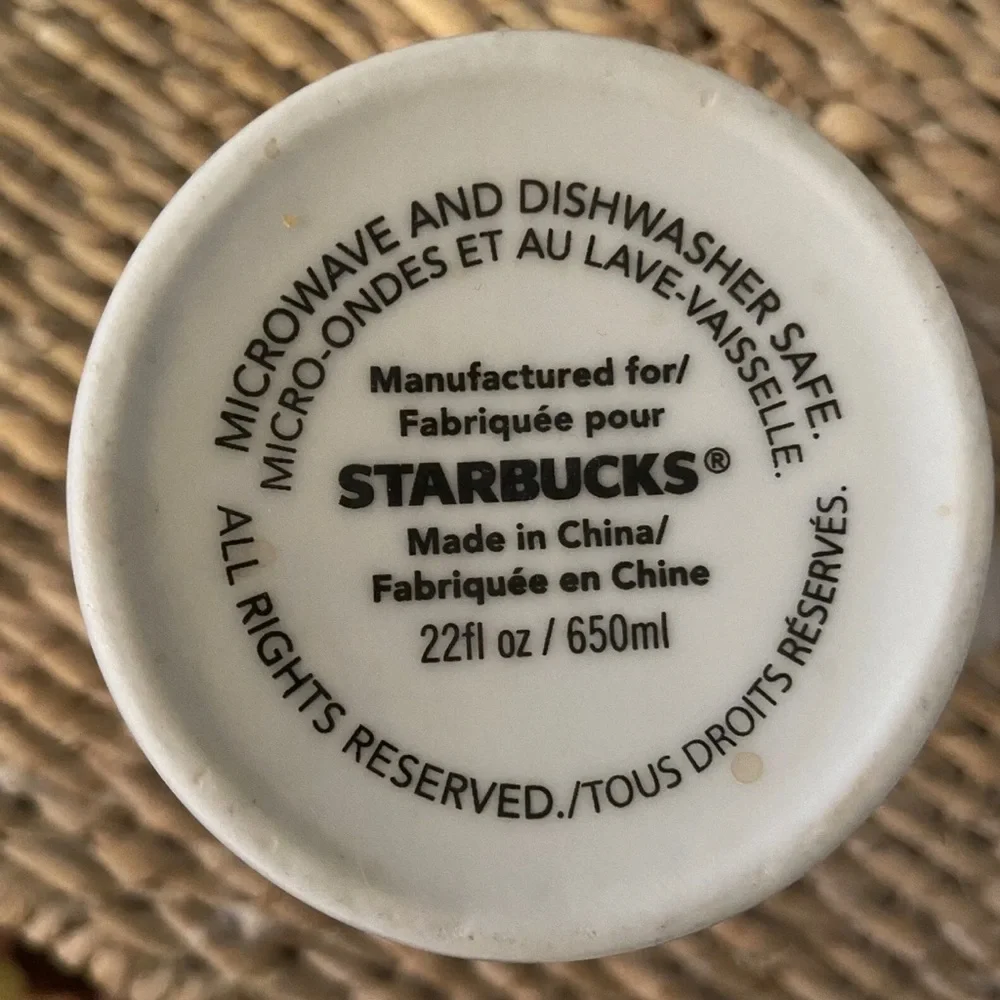 Starbucks Christmas Mug Tapered‎ 12 oz Village House Trees Holiday Winter 6”.